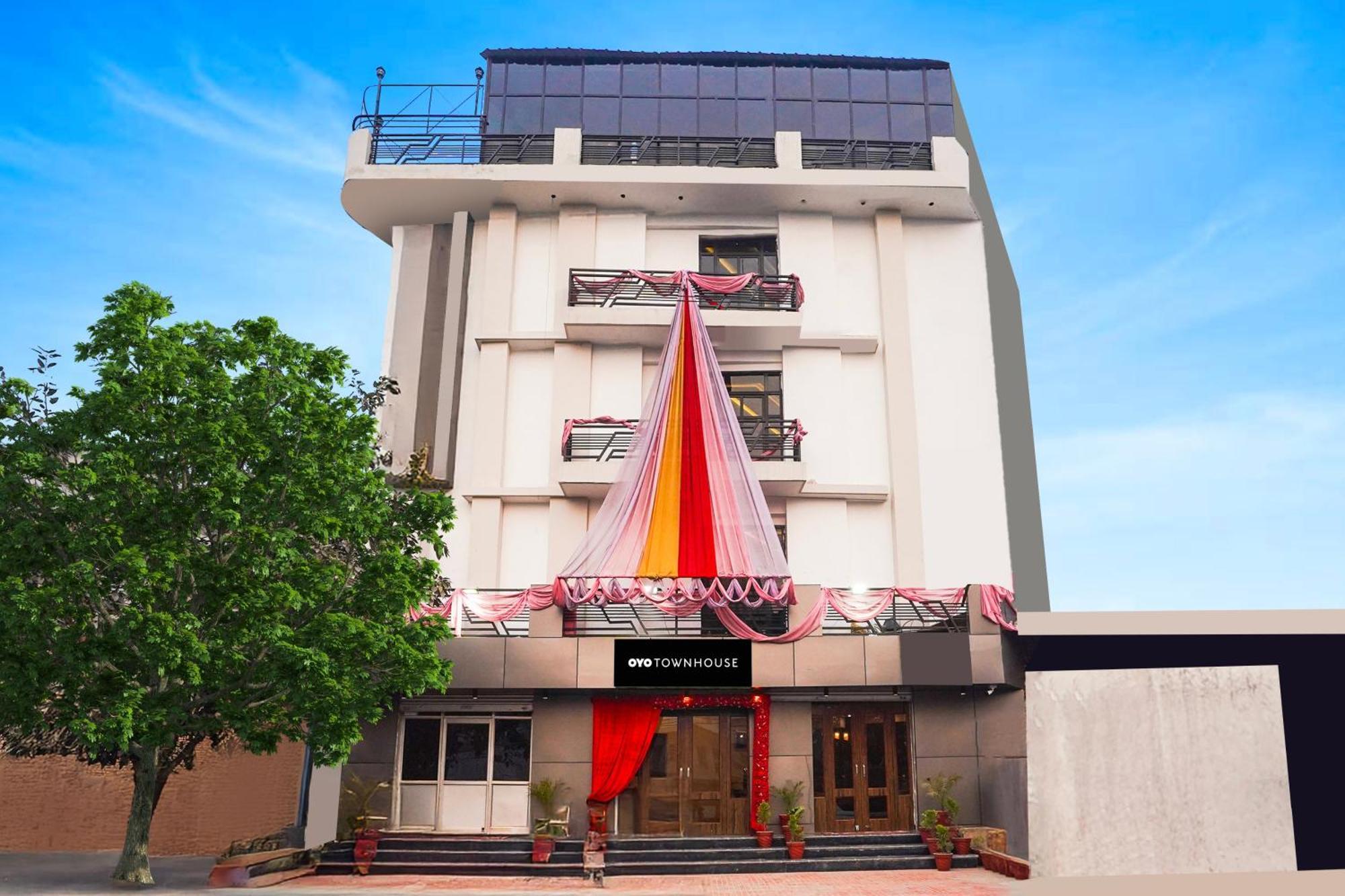 Hotel Super Townhouse The Royal Casa Ghaziabad Zewnętrze zdjęcie