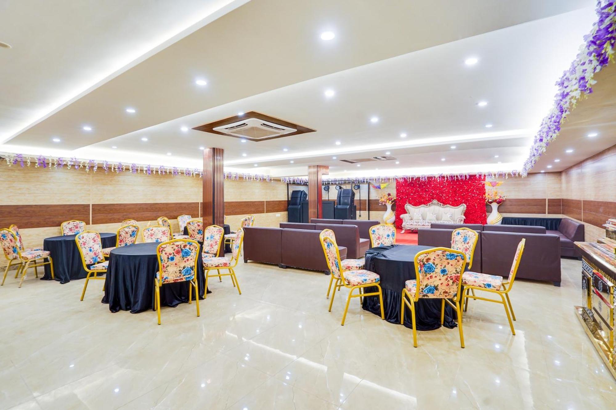 Hotel Super Townhouse The Royal Casa Ghaziabad Zewnętrze zdjęcie
