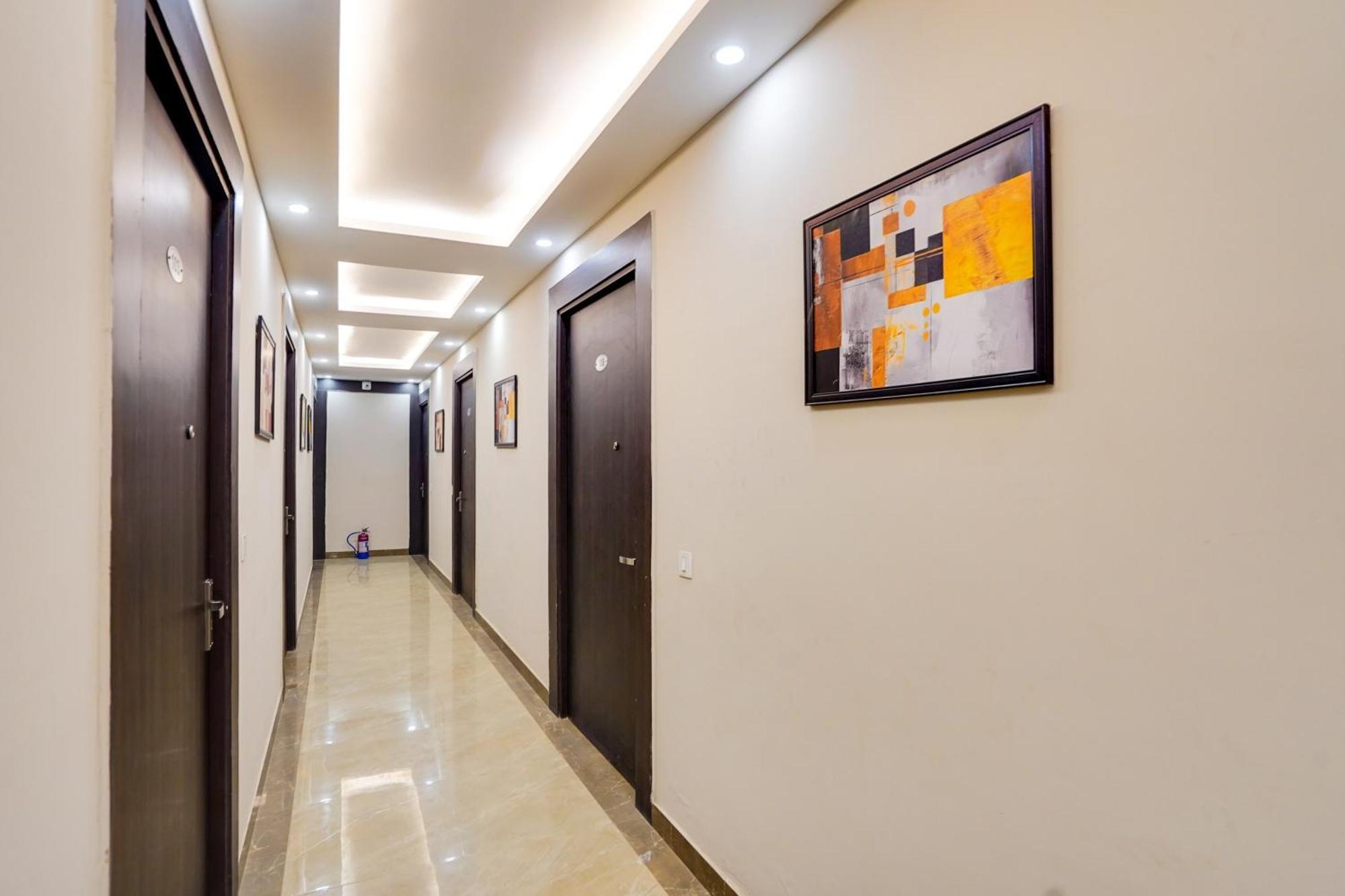 Hotel Super Townhouse The Royal Casa Ghaziabad Zewnętrze zdjęcie