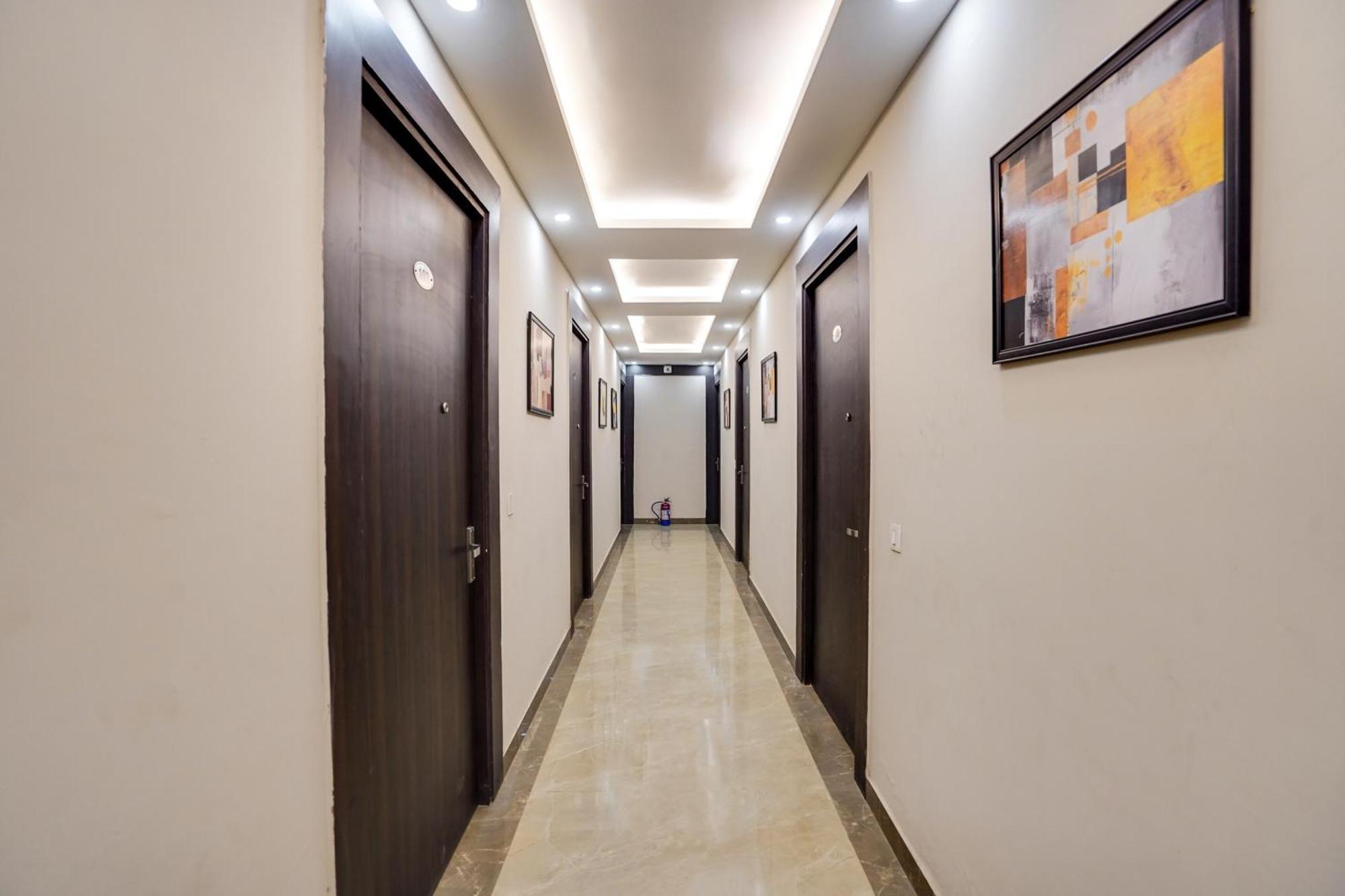 Hotel Super Townhouse The Royal Casa Ghaziabad Zewnętrze zdjęcie