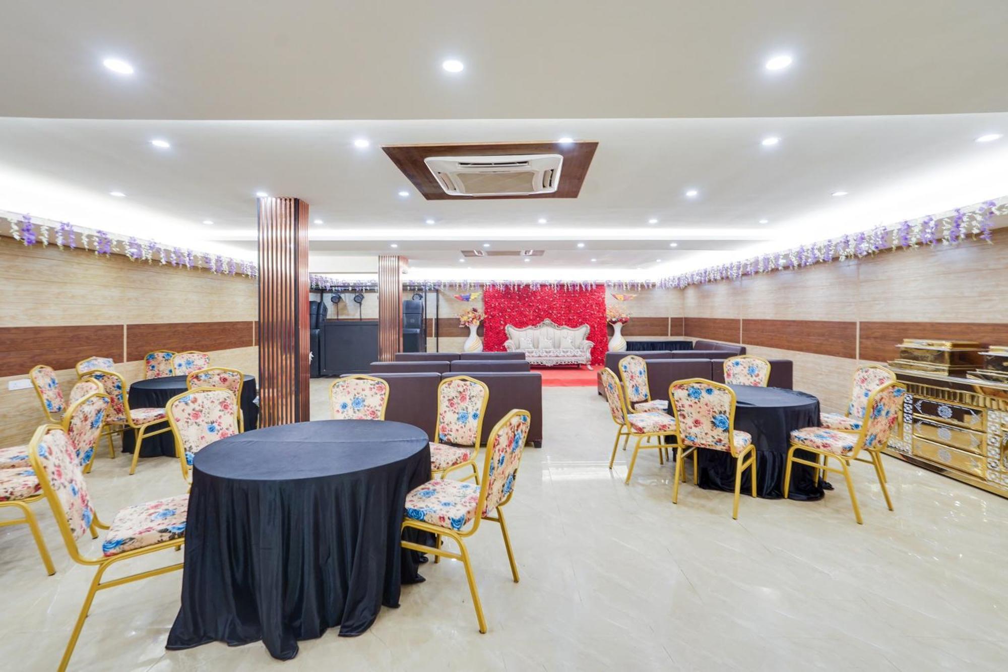 Hotel Super Townhouse The Royal Casa Ghaziabad Zewnętrze zdjęcie
